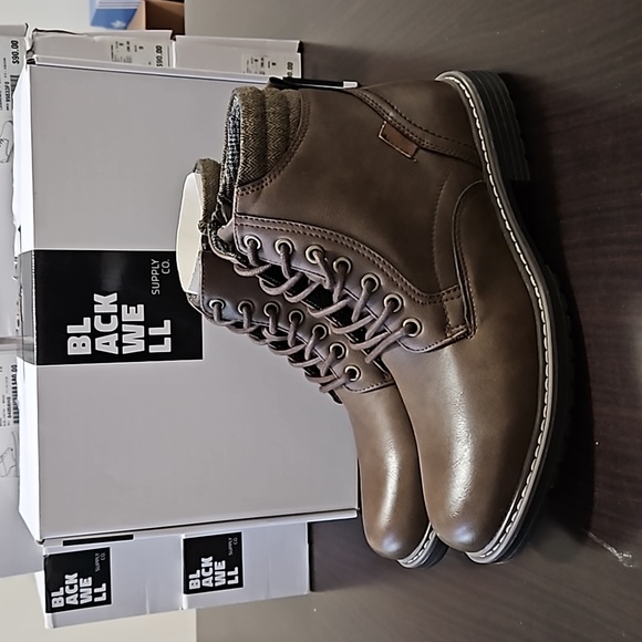 NIB Boathouse Men's BLACKWELL OLLIE Tan / Bronze Boots Size 8 - Picture 2 of 8